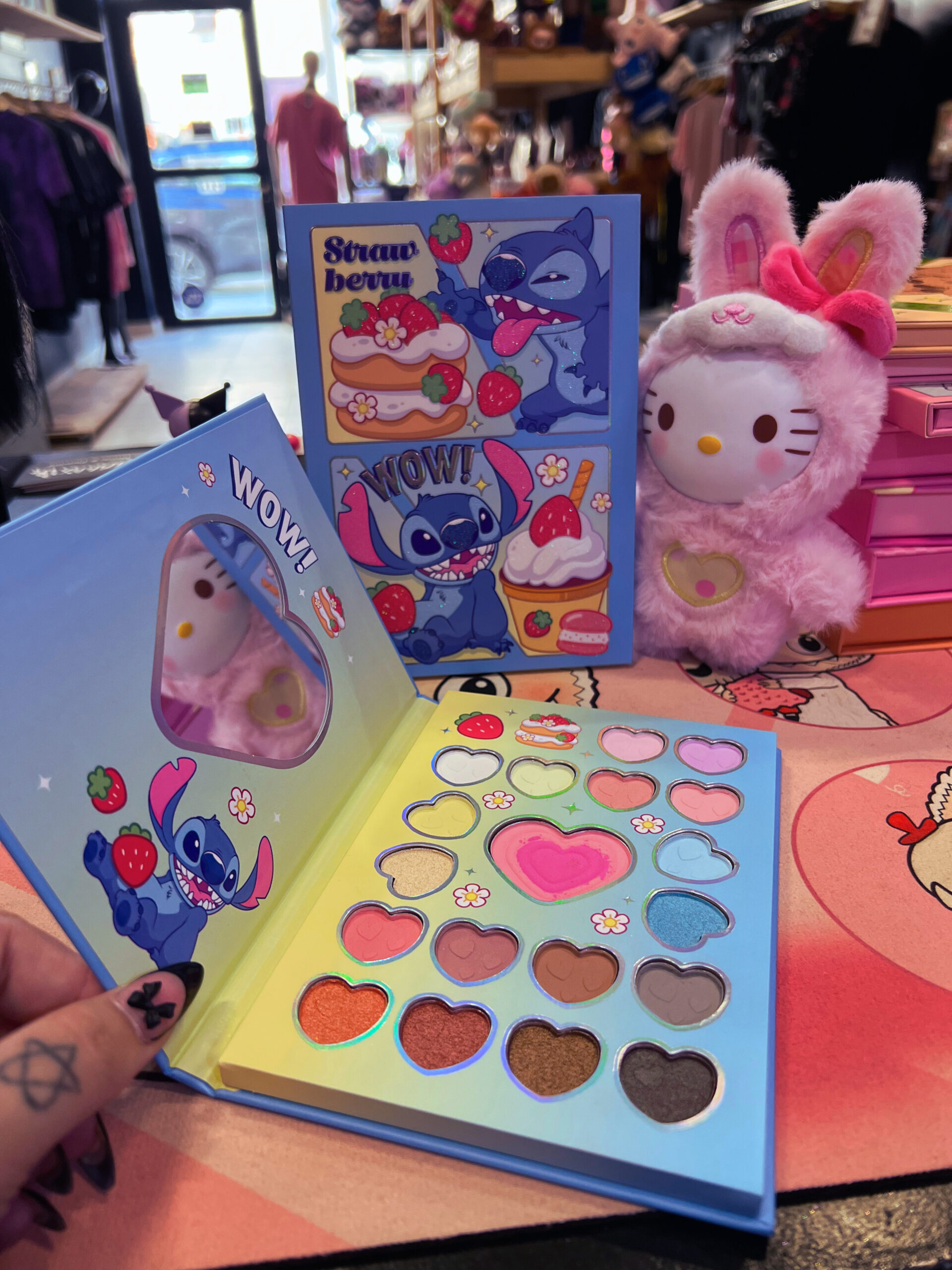Paleta de sombras Stitch