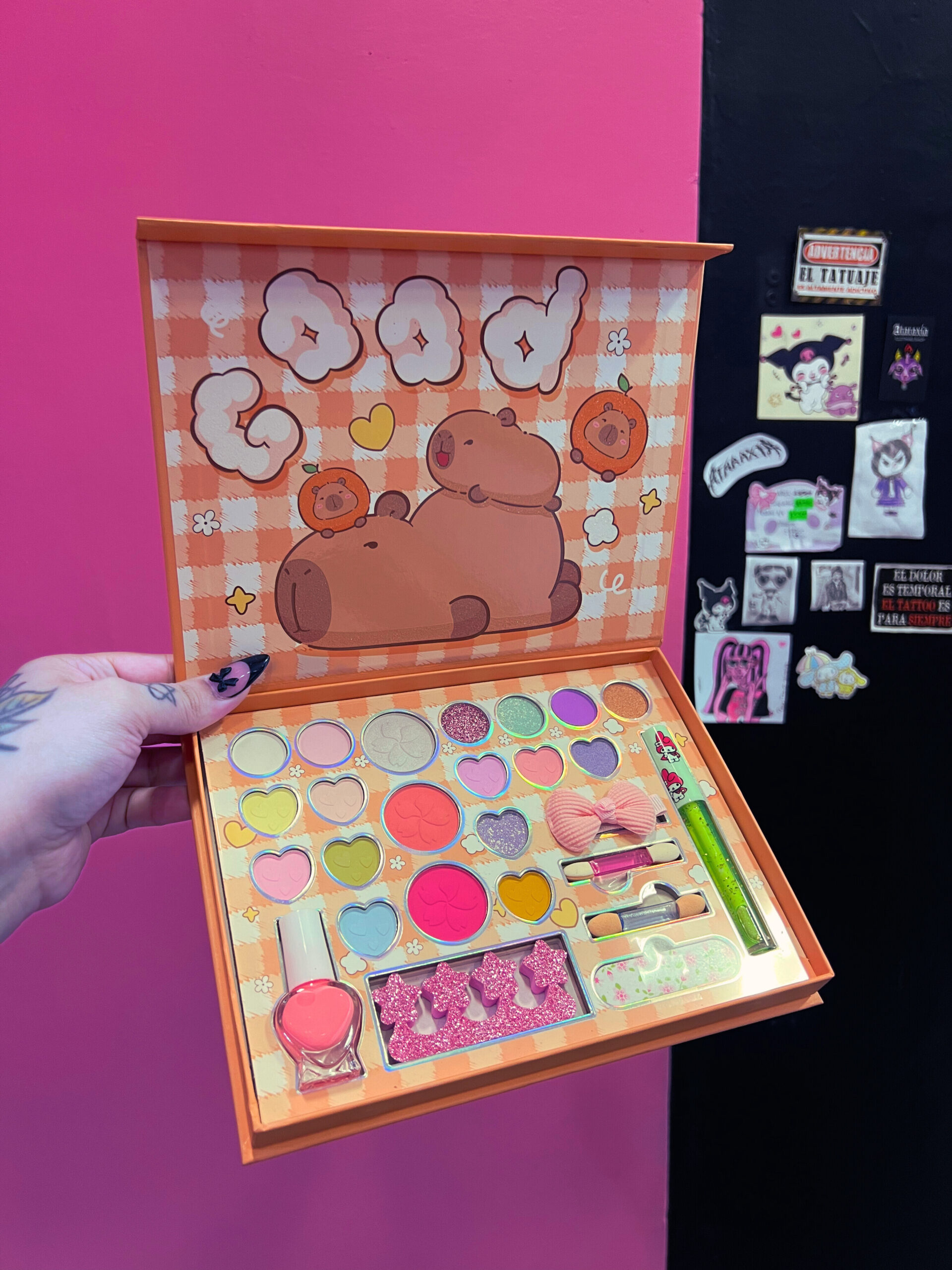 Set de maquillaje infantil capybara